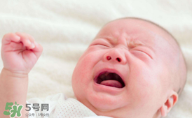 早產(chǎn)兒幾個月可以添加輔食？早產(chǎn)兒添加輔食需要延遲嗎？