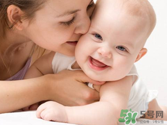 早產(chǎn)兒奶粉有必要嗎？早產(chǎn)兒可以吃普通奶粉嗎？