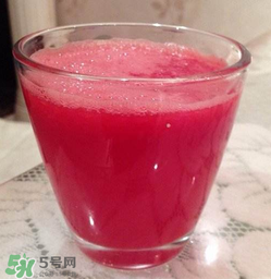 榨西瓜汁要加水嗎？榨西瓜汁要加多少水？