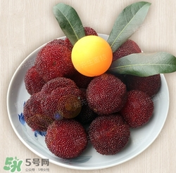 楊梅發(fā)霉了還能吃嗎？吃了發(fā)霉的楊梅會怎樣？