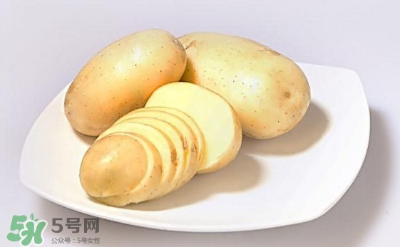 芭蕉能和土豆一起吃嗎？土豆可以和芭蕉一起吃嗎