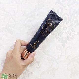 ahc眼霜怎么樣？ahc眼霜好用嗎