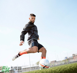 puma one足球鞋怎么樣？彪馬首款足球鞋測(cè)評(píng)