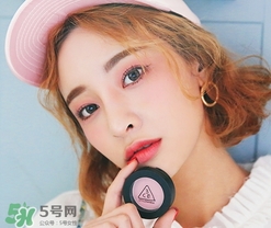 3concert eyes是什么牌子？3concert eyes是3ce嗎？
