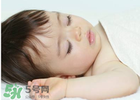 寶寶睡覺打鼾怎么回事？寶寶睡覺打鼾正常嗎？