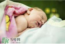 寶寶枕頭怎么選？寶寶枕頭什么樣的最好？