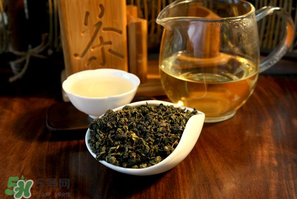 喝茶能吃杏嗎？喝茶可以吃杏嗎？