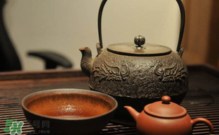 喝茶能吃杏嗎？喝茶可以吃杏嗎？