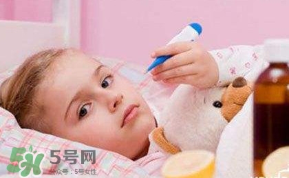 感冒藥可以放在奶粉一起喝嗎？感冒藥能和奶粉一起喝嗎