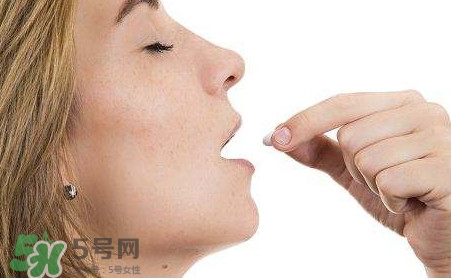 感冒藥和消炎藥能一起吃嗎？感冒藥吃多了會怎樣