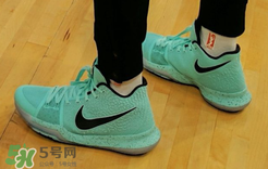 nike kyrie 3 aqua多少錢？耐克歐文3代湖綠配色專柜價(jià)格