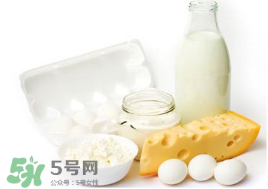 脫脂牛奶熱量高嗎？脫脂牛奶會(huì)發(fā)胖嗎