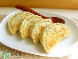 韭菜盒子為什么一烙就開口？韭菜盒子怎么烙軟
