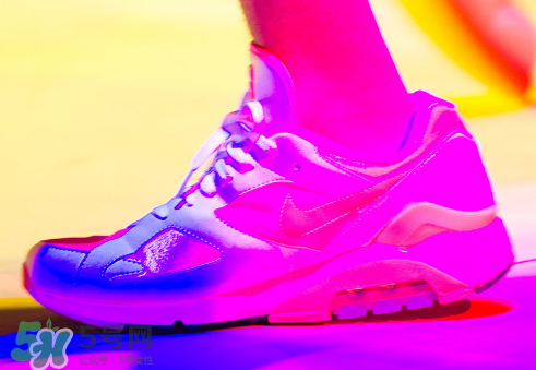cdg與nike air max 180聯(lián)名氣墊運(yùn)動鞋什么時候發(fā)售？