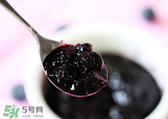 藍(lán)莓和楊梅能一起吃嗎？藍(lán)莓和楊梅可以一起泡酒嗎？