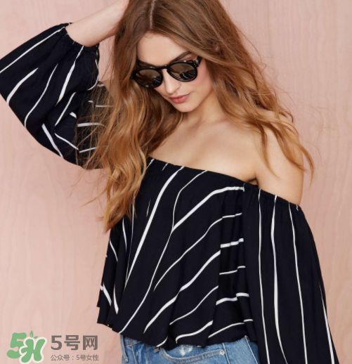 夏天穿黑色衣服會(huì)熱嗎？夏天穿什么衣服防曬？