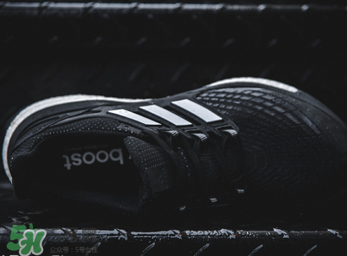 adidas energy boost4上腳怎么樣？阿迪達(dá)斯跑步鞋2017測(cè)評(píng)