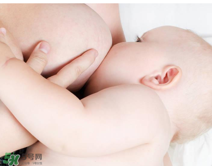 母乳喂養(yǎng)胸會變大嗎？母乳喂養(yǎng)后胸部的變化