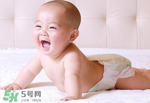 女寶寶洗澡注意些什么？女寶寶洗澡的特殊要求