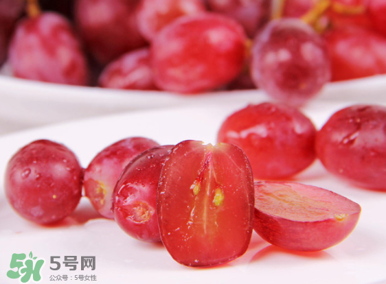 無(wú)籽紅提有涂避孕藥嗎？無(wú)籽紅提是轉(zhuǎn)基因嗎？