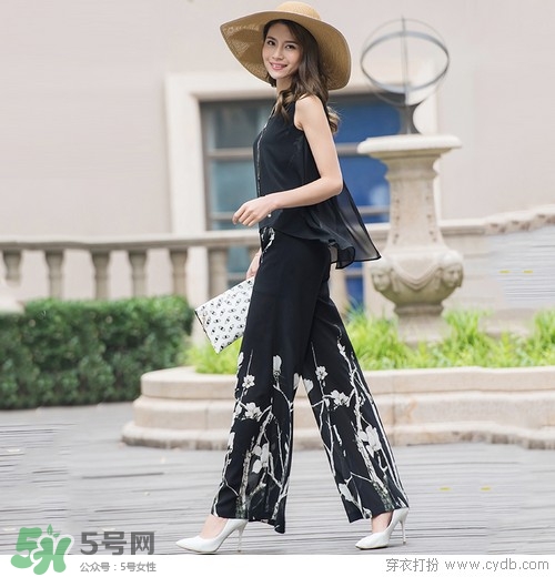 8月份穿什么衣服？八月份穿衣搭配