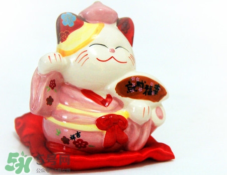 招財貓起源于哪個國家？招財貓怎么擺放