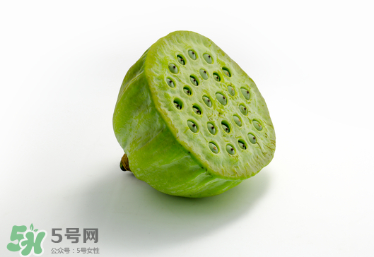蓮蓬不能和什么同吃？蓮蓬和什么相克？