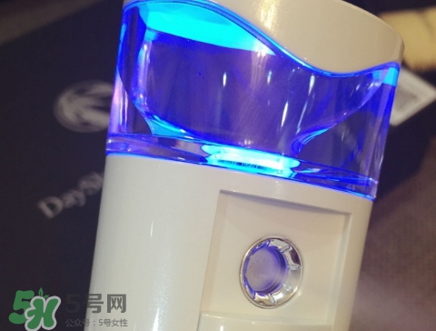 dayshow補水儀怎么充電？dayshow補水儀怎么加水