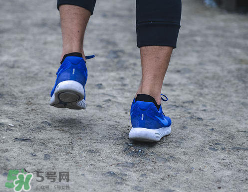 nike lunarepic low flyknit 2腳感怎么樣？耐克lunarepic low2測評(píng)