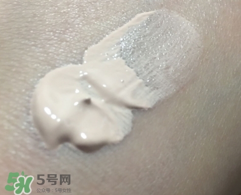 zeesea滾輪bb霜怎么樣？zeesea滾輪bb霜好用嗎