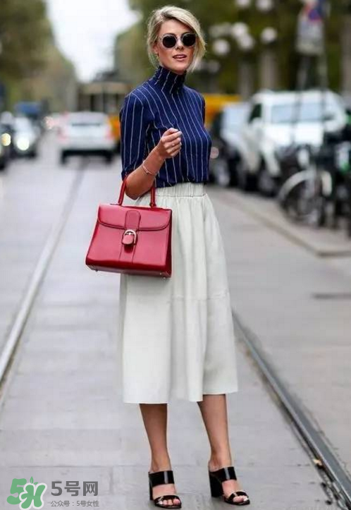 delvaux brilliant多少錢？德爾沃brilliant包包專柜價格
