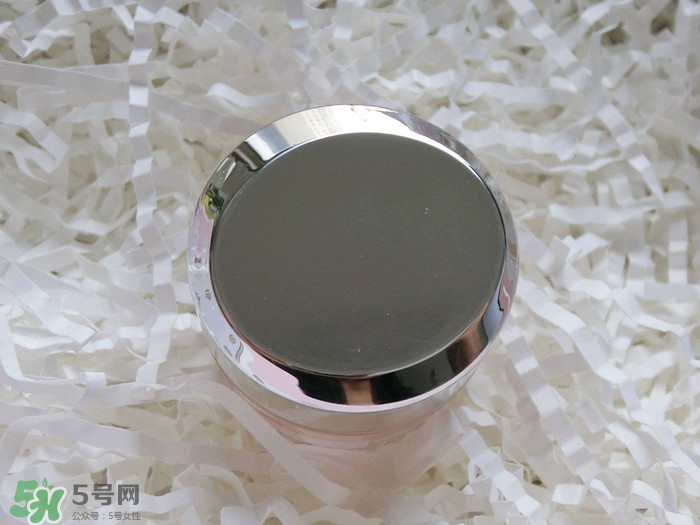 玉蘭油眼部素顏霜怎么用？玉蘭油眼部素顏霜使用方法