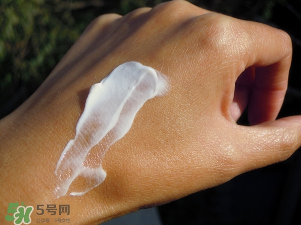 玉蘭油素顏霜怎么樣？玉蘭油素顏霜多少錢？