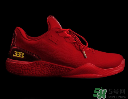 big baller brand zo2獨(dú)立日配色多少錢(qián)？球哥簽名鞋官網(wǎng)價(jià)格