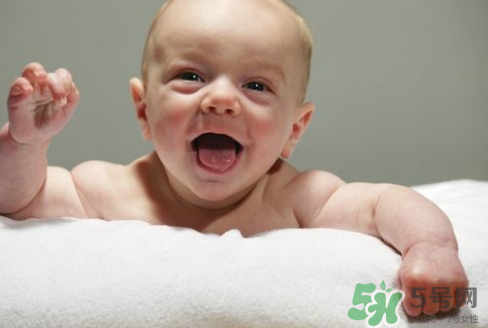 新生兒母乳喂養(yǎng)腹瀉需要換奶粉喂嗎？