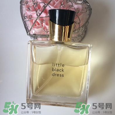 雅芳小黑裙噴霧香水怎么樣?雅芳小黑裙噴霧香水好不好？