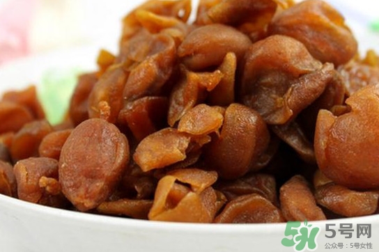 山黃皮怎么腌制成甜的？山黃皮醬的制作方法