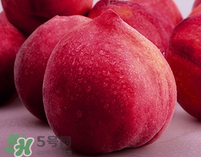 血桃和紫血桃哪個(gè)好？血桃和紫血桃的區(qū)別