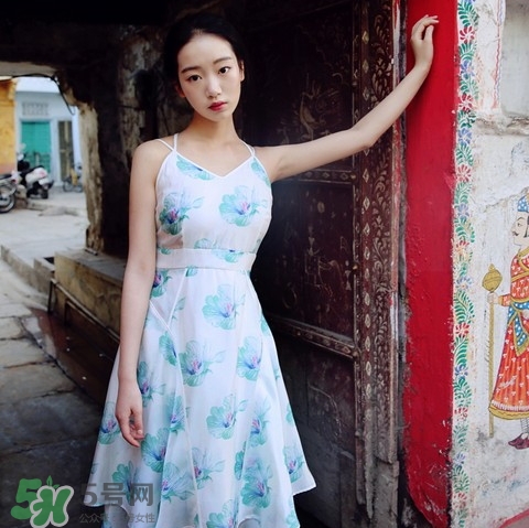 8月份去三亞穿什么？八月份去三亞穿什么衣服？