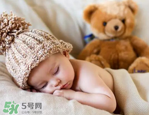 七月份可以開(kāi)窗睡覺(jué)嗎？夏天可以開(kāi)窗睡覺(jué)嗎？