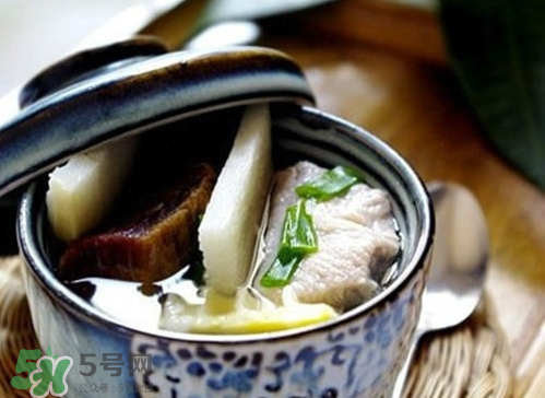 榴蓮殼燉排骨殼能吃嗎？榴蓮殼燉排骨什么味道？