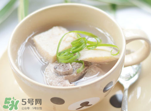 榴蓮殼燉排骨殼能吃嗎？榴蓮殼燉排骨什么味道？