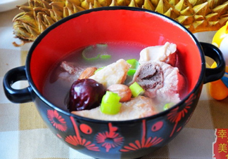榴蓮殼燉排骨殼能吃嗎？榴蓮殼燉排骨什么味道？