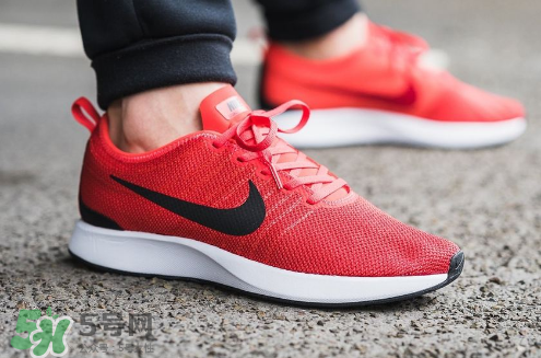 nike dualtone racer多少錢？耐克dualtone racer跑鞋價格