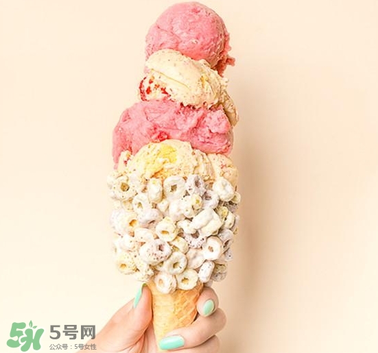 emack bolio's堆疊冰淇淋多少錢？堆疊冰淇淋好吃嗎？