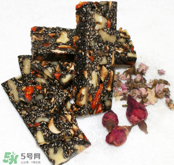 哺乳期吃阿膠對(duì)寶寶有影響嗎？哺乳期能不能吃阿膠？