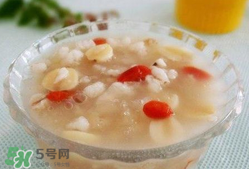 新鮮蓮子可以煮粥嗎？蓮子熬粥需要去芯嗎？