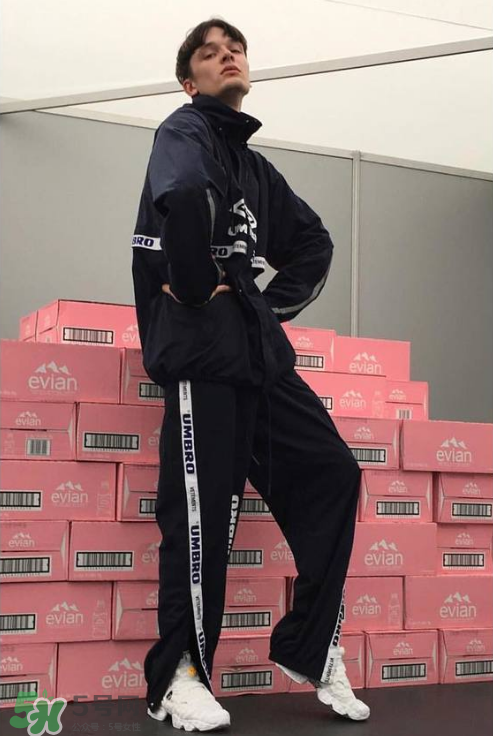 vetements與umbro2018春夏聯名系列怎么樣_好看嗎？