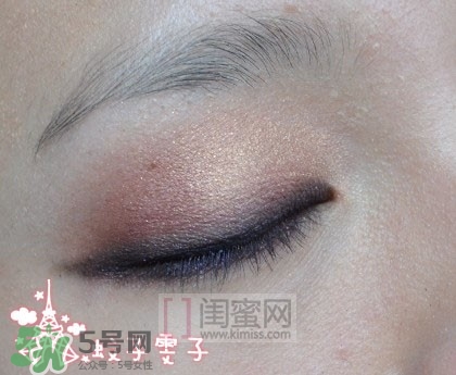 nars吉隆坡眼影怎么畫(huà)？nars吉隆坡雙色眼影畫(huà)法圖解