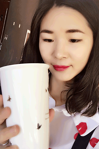 蘭蔻搖搖染唇液怎么樣？蘭蔻搖搖染唇液掉色嗎？